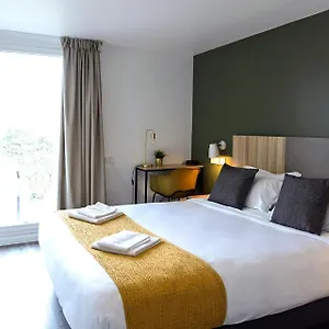 3* Otel In 13
