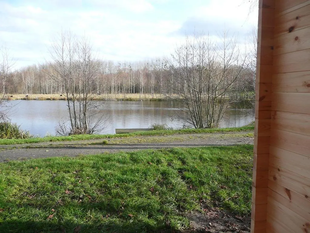 Camping Du Vivier Aux Carpes Hotel París